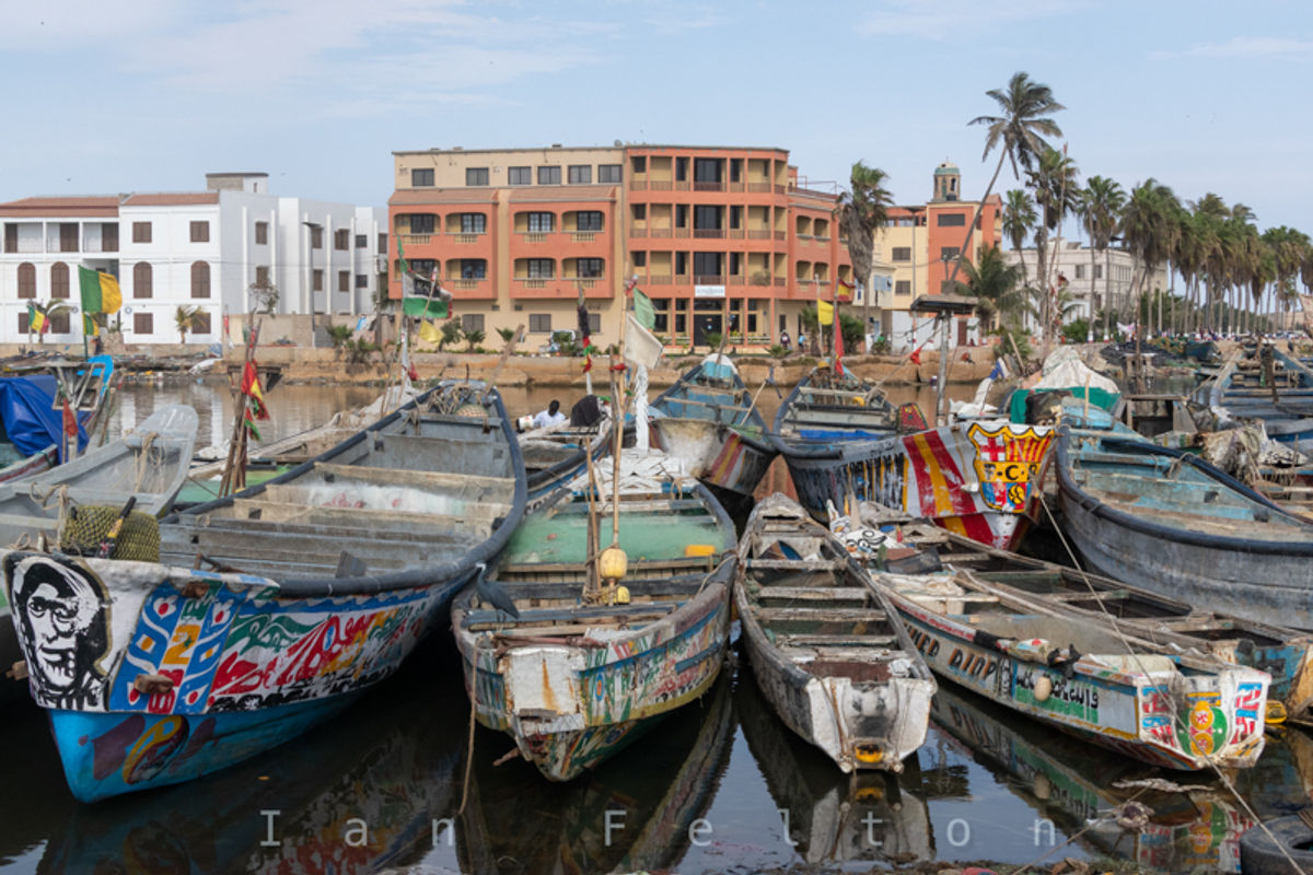 Cheikh's boat and others